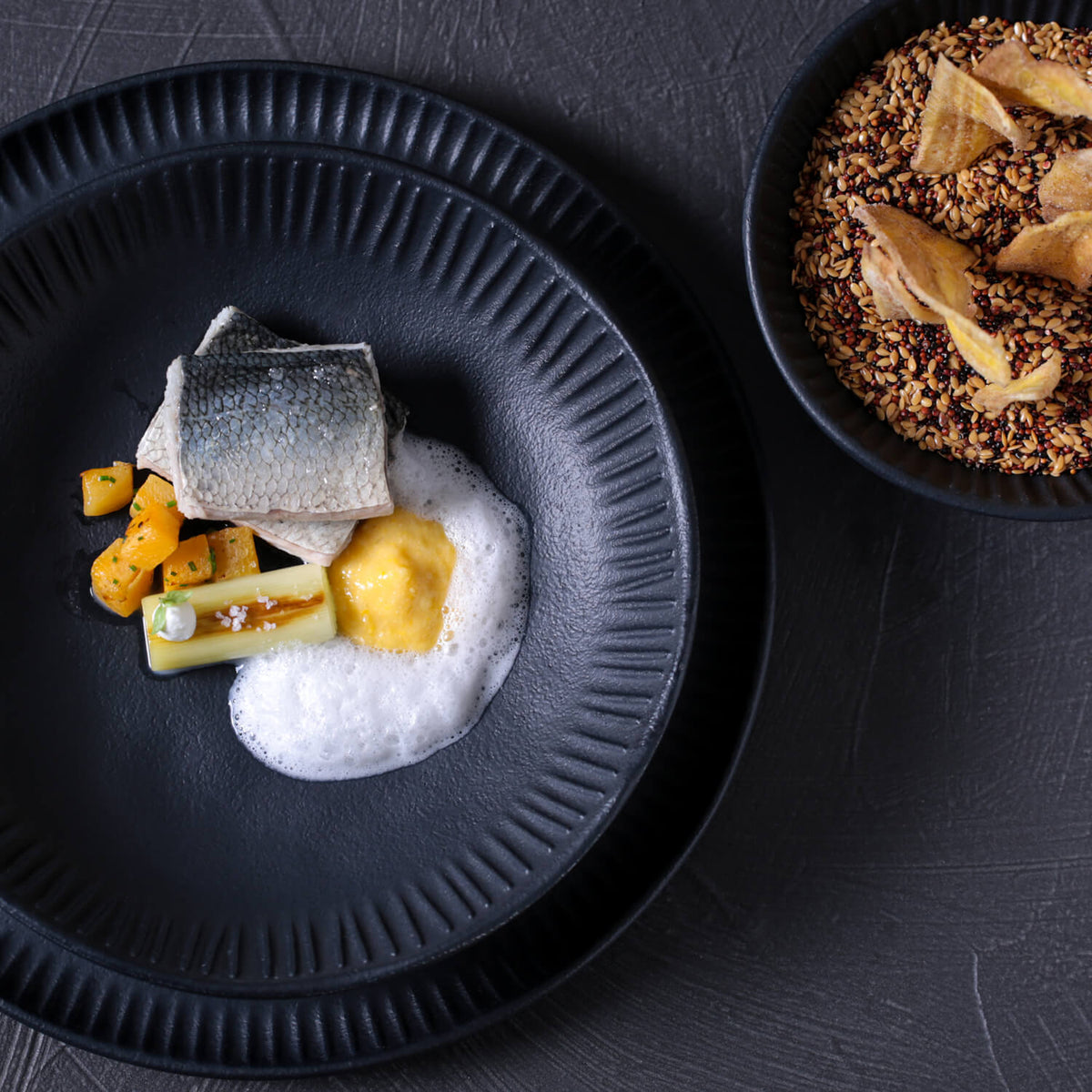 Porto Brasil MATTE BLACK LINHAS SOUP PLATE STONEWARE dia. 8.86"  SKU: '136173901