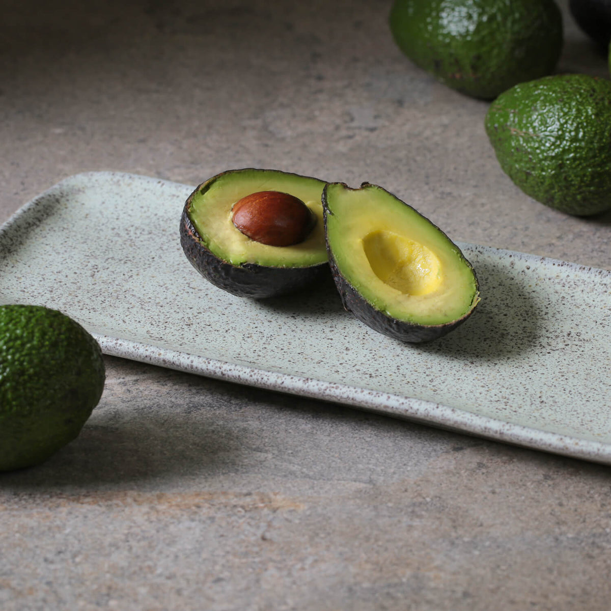 Porto Brasil PISTACHE RECTANGULAR PR MEDIUM ORGANIC STONEWARE dia. 12.99x5.12"  SKU: '14014108801