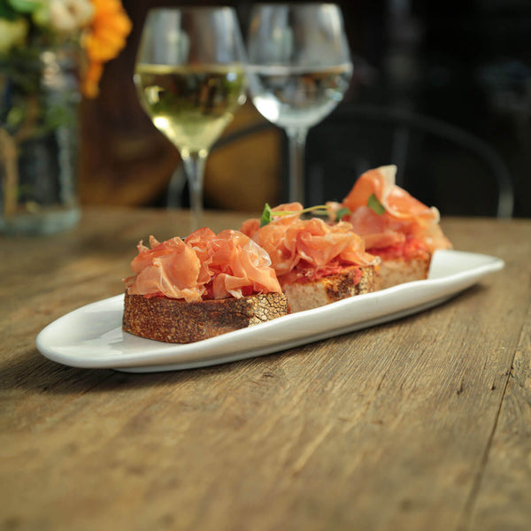 Porto Brasil NEW WHITE SHALLOW OVAL PR LARGE ORGANIC STONEWARE dia. 14.17x5.12"  SKU: '14214119801