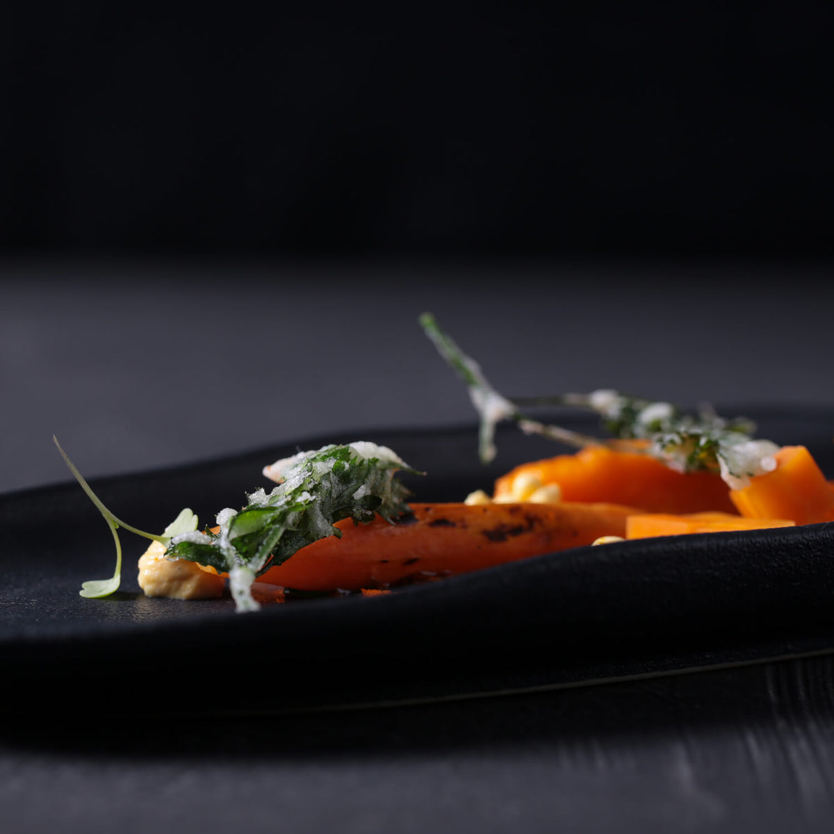 Porto Brasil MATTE BLACK SHALLOW OVAL PR LARGE ORGANIC STONEWARE dia. 14.17x5.12"  SKU: '1421473901