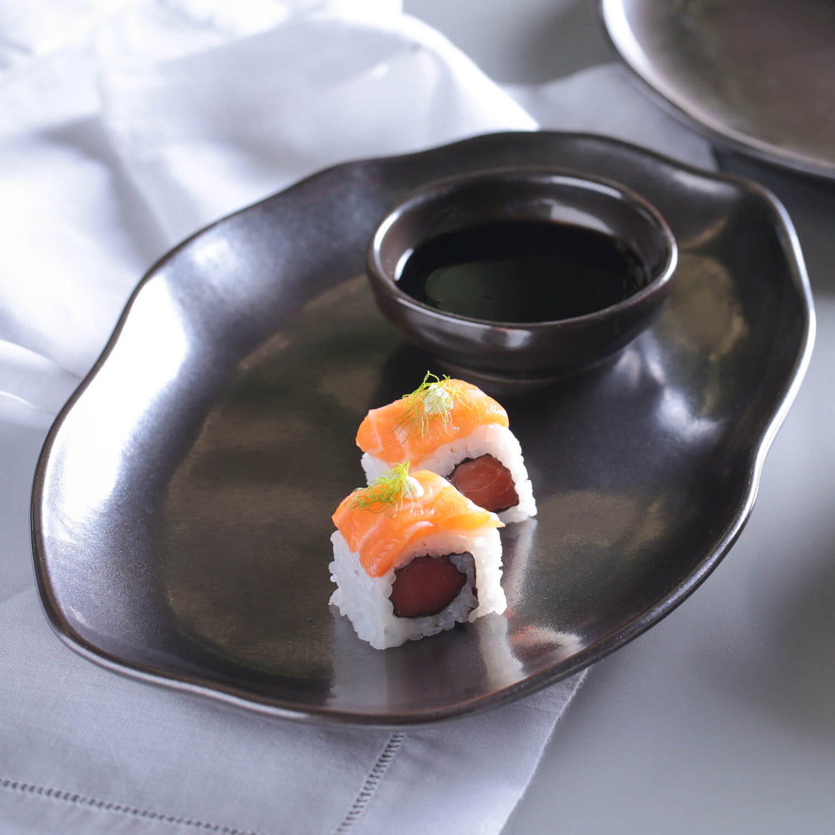 Porto Brasil METALLICA SHALLOW OVAL PR MEDIUM BIO STONEWARE dia. 11.81x7.87"  SKU: '14831109301