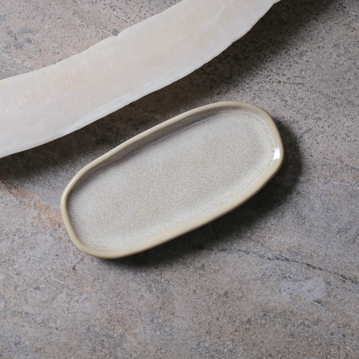Porto Brasil LATTE SHALLOW OVAL PR ORGANIC STONEWARE dia. 6.5x3.15"  SKU: '15214108501