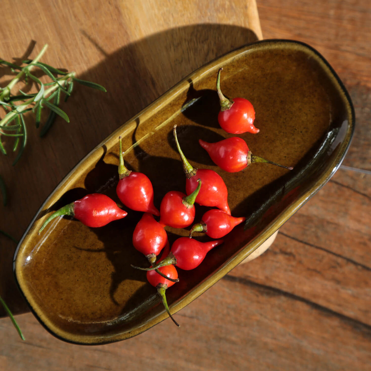 Porto Brasil AMBER SHALLOW OVAL PR ORGANIC STONEWARE dia. 6.5x3.15"  SKU: '1521477101