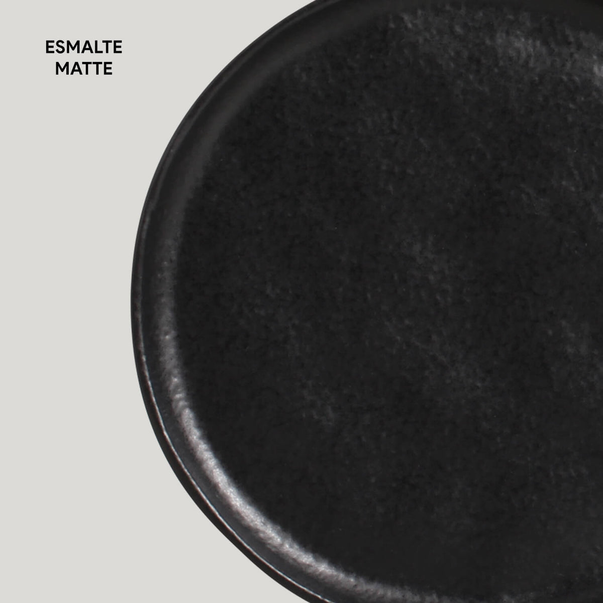 Porto Brasil MATTE BLACK BREAD PLATE STONEWARE dia. 6.1x0.63"  SKU: '1593173901