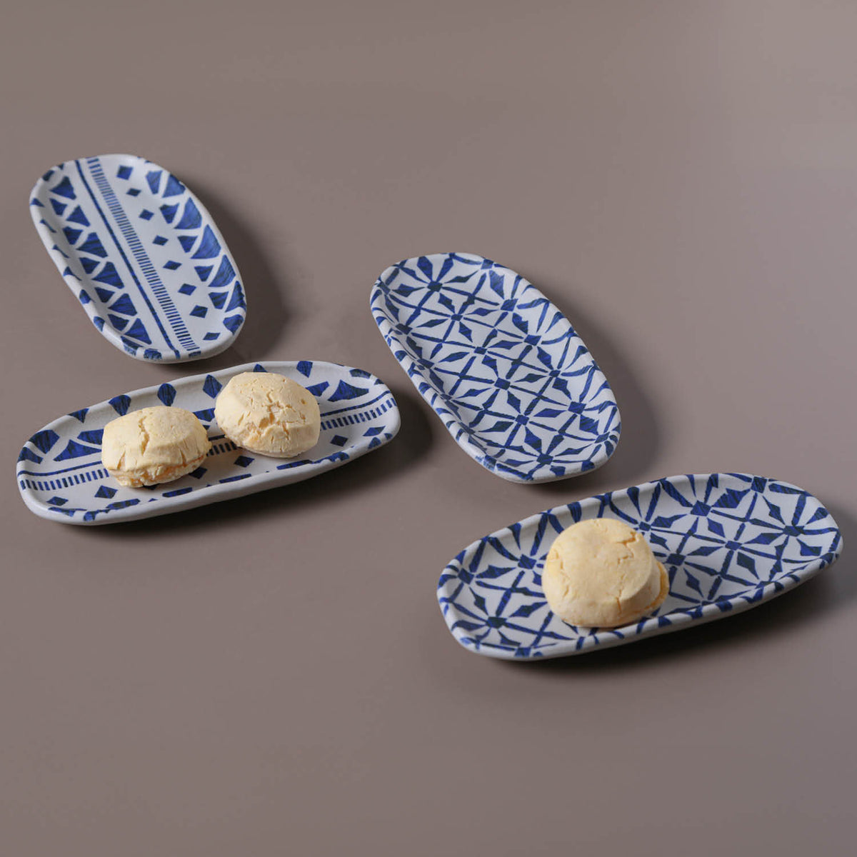 Porto Brasil MAYA SHALLOW OVAL PR ORGANIC STONEWARE dia. 6.5x3.15" SET OF 2 DESIGNS  SKU: '35214117901