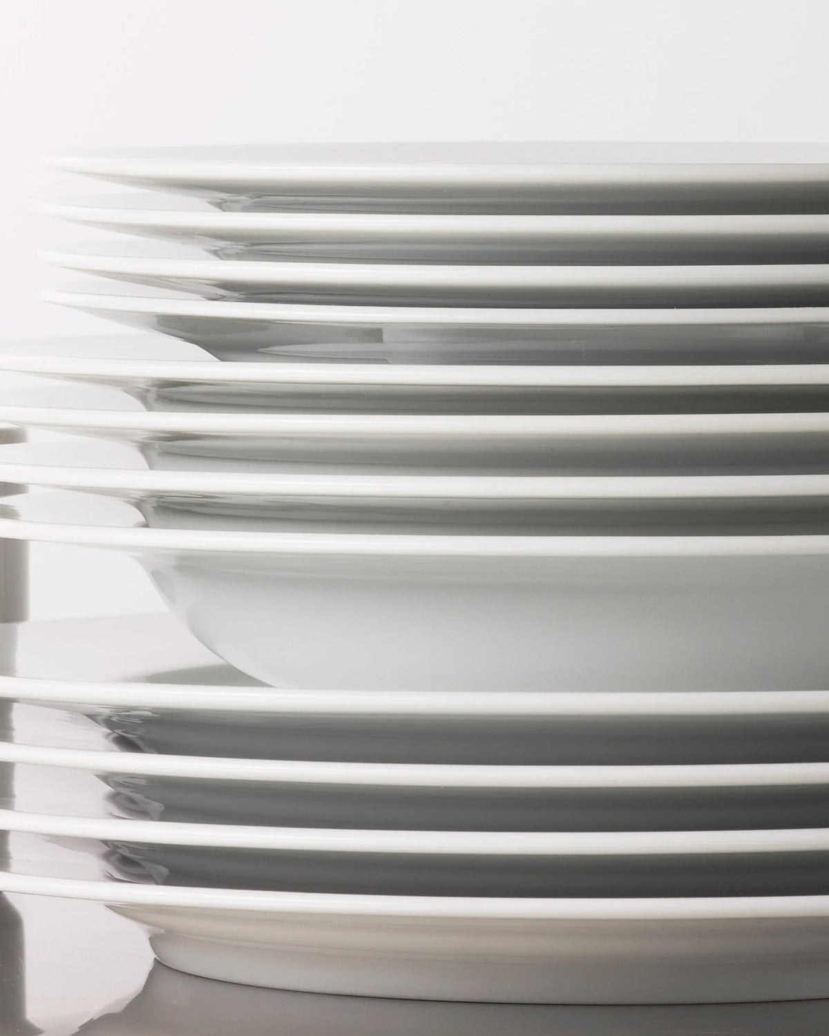 Revol ALASKA SOUP PLATE 23CM White SKU: '615332