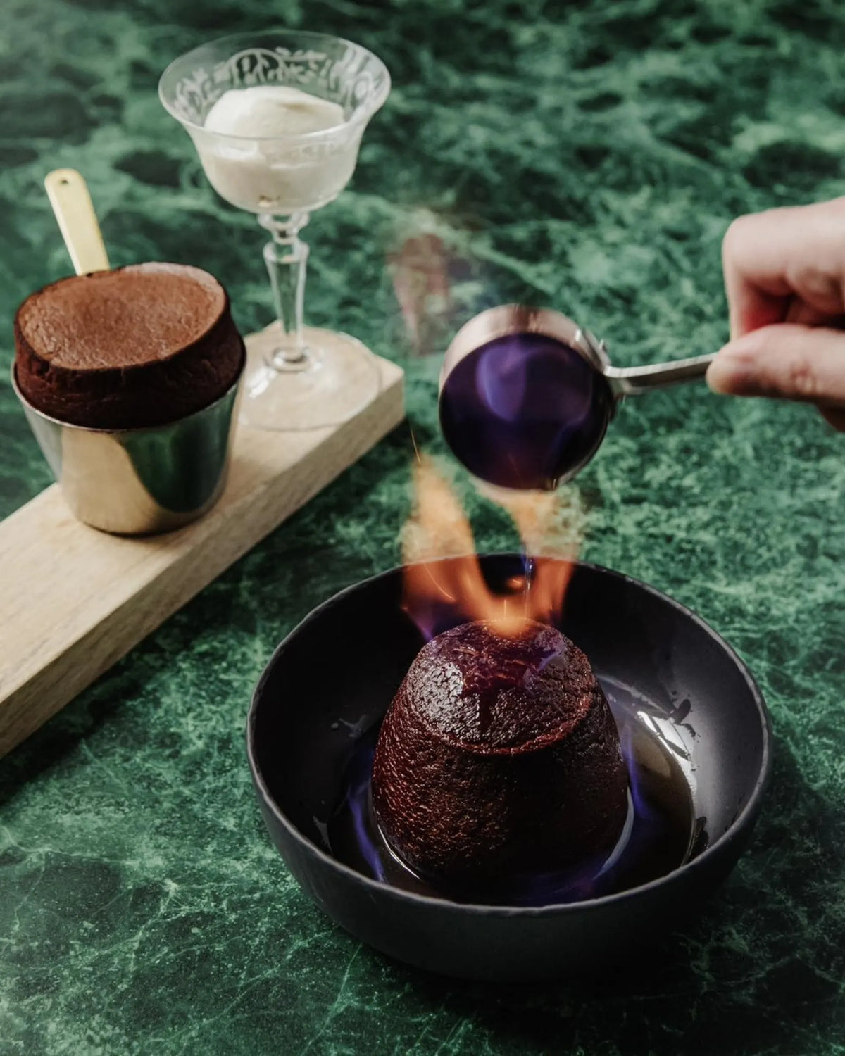 Revol BASALT SERVING BOWL 10CM 25CL Matt slate style SKU: '642035