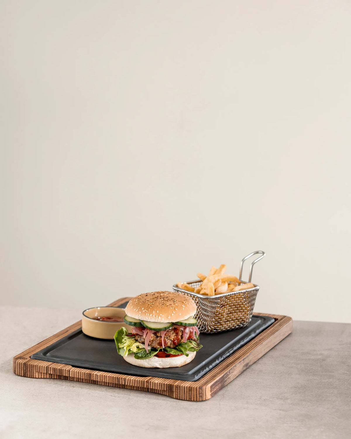 Revol BASALT STEAK PLATE CURVED EDGES Matt slate style SKU: '642667