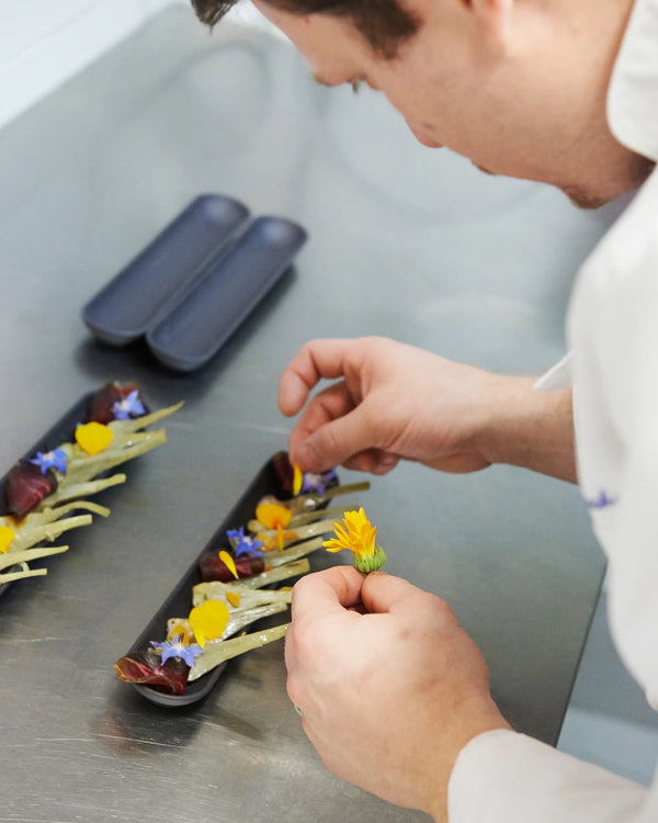 Revol SOLID MACARONS SERVING TRAY / 12S Matt slate style SKU: '645866