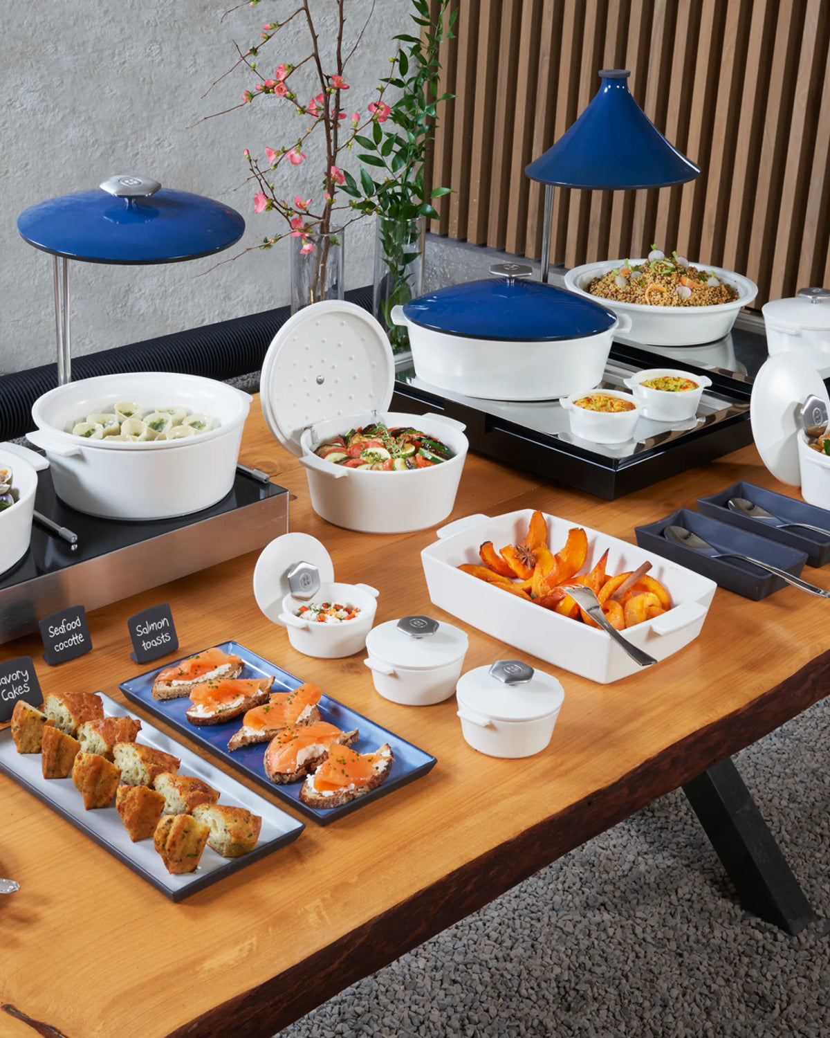 Revol REVOLUTION 2 ROUND COCOTTE 9''/22cm Satin white Induction SKU: '649818