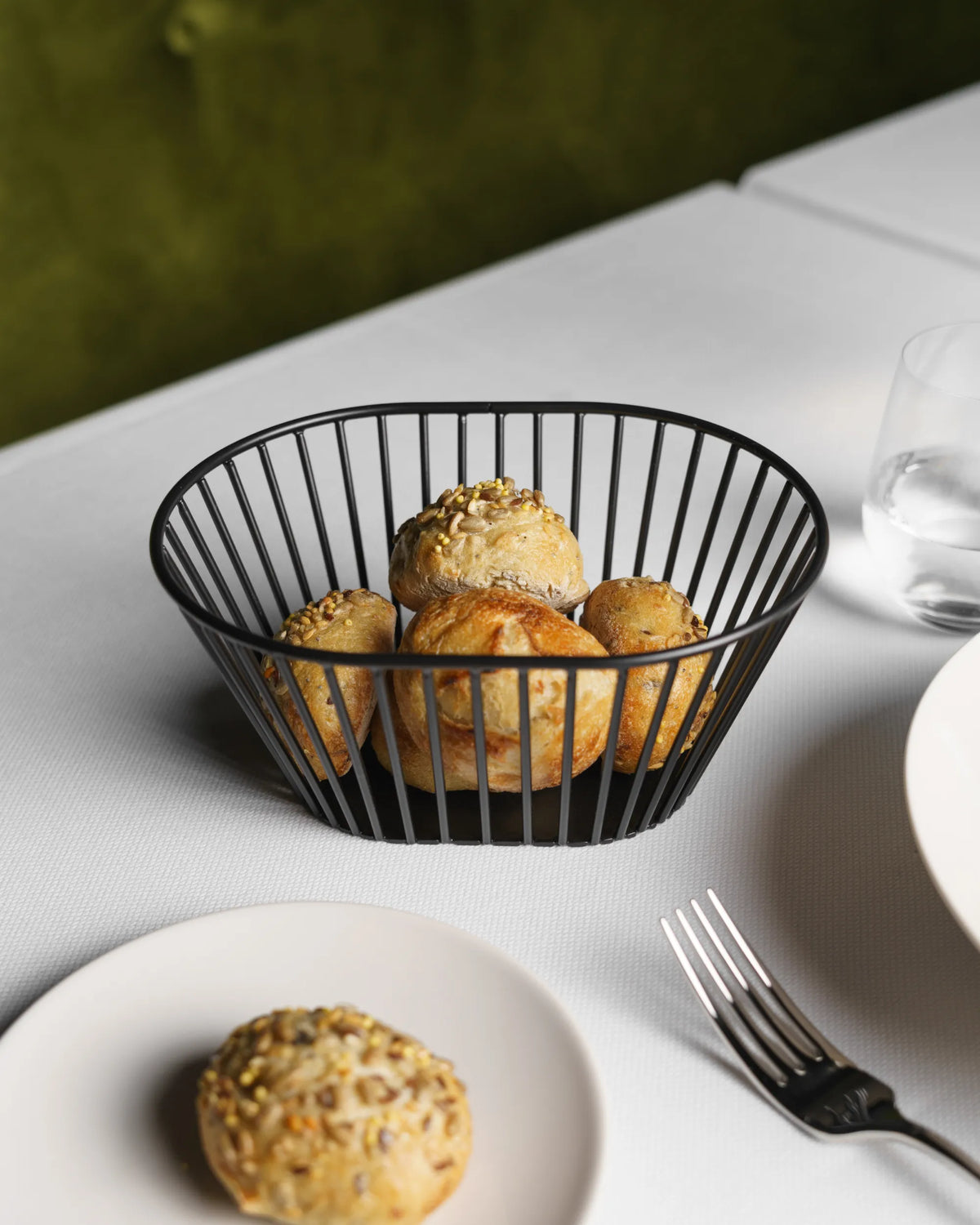 Revol INSPIRED, BY REVOL WIRE BASKET RECTANGULAR 29,2CM Black metal SKU: '650496