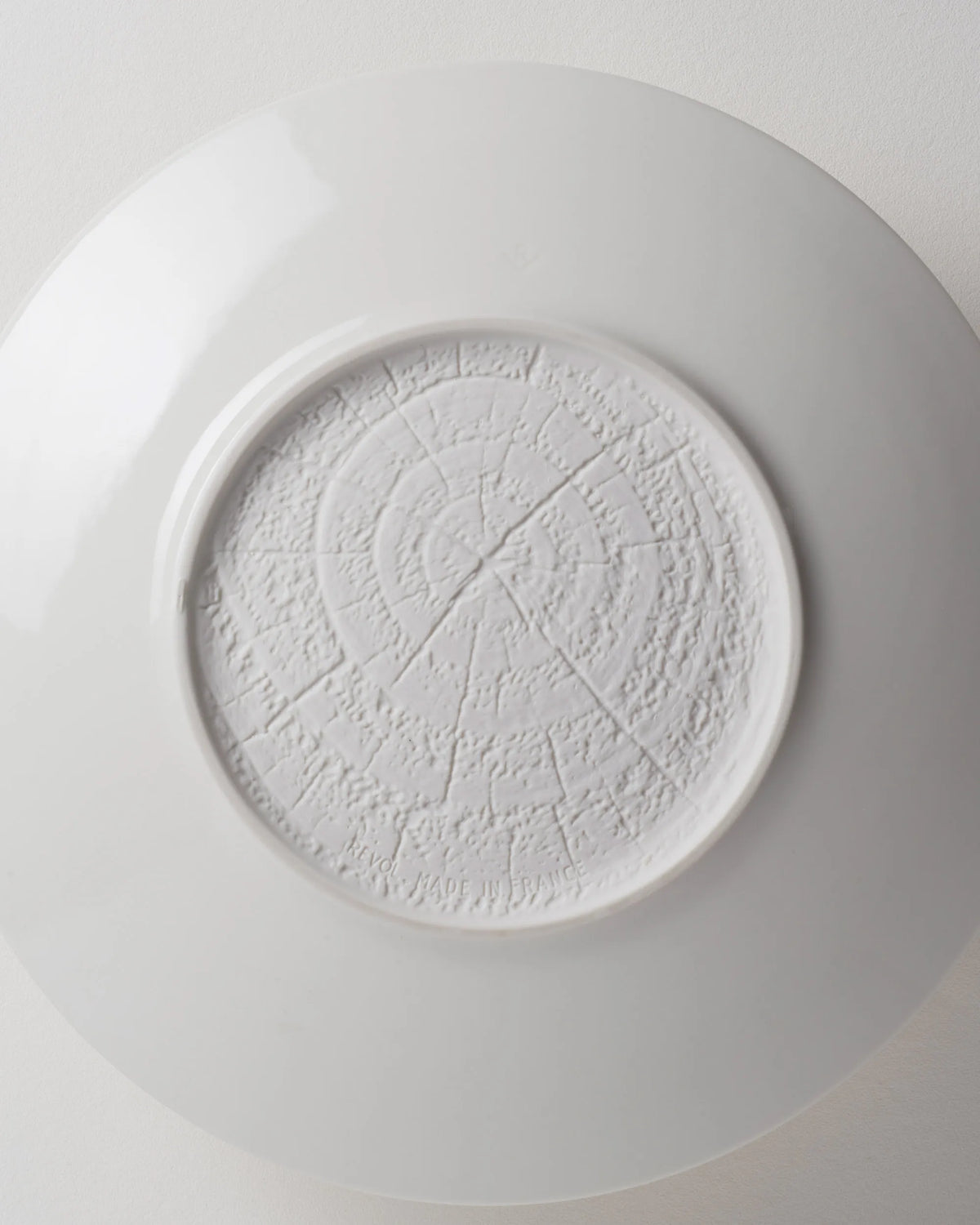 Revol ARBORESCENCE DEEP COUPE PLATE 27CM Ivory SKU: '653187