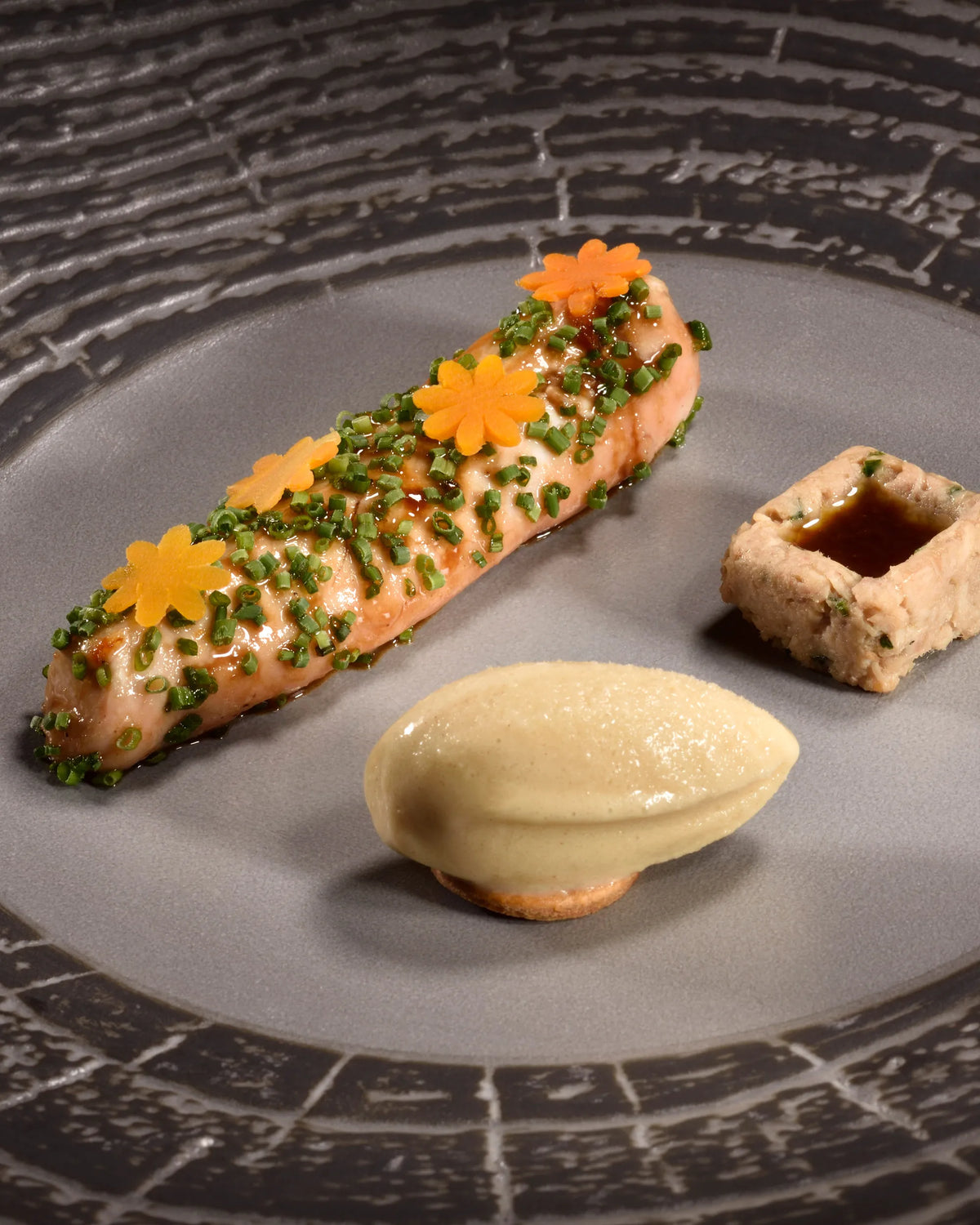 Revol ARBORESCENCE DEEP COUPE PLATE 27CM Pepper SKU: '653189