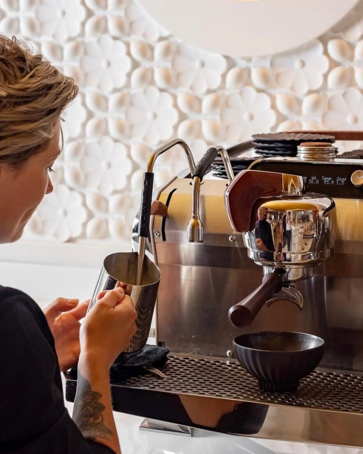 Revol PEKOE CUP 8CL Black Smooth Dark Metal SKU: '653609