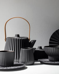 Revol PEKOE TEAPOT WITHOUT INFUSER BASKET Black Smooth Dark Metal SKU: '653825