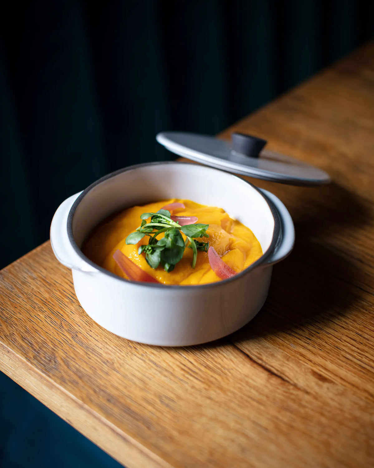 Revol CARACTERE CULINAIRE RECT DISH WITH LID 26X18, Nutmeg SKU: '655271