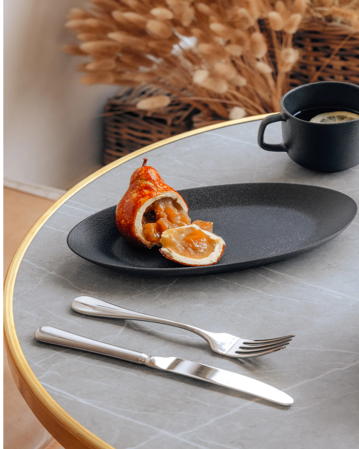 Revol ARLES TABLE KNIFE SATIN FINISH 18/10 satin stainless steel SKU: '656660