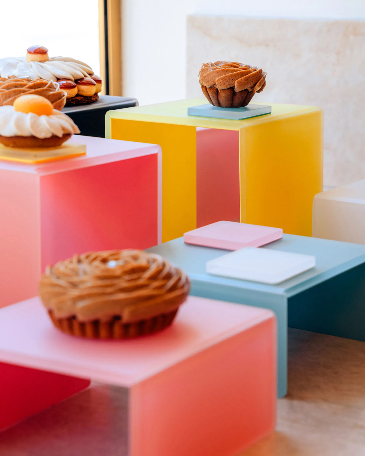 Revol MEALPLAK SQUARE PASTRY SUPPORT 8CM Lemon Nacryl SKU: '660464