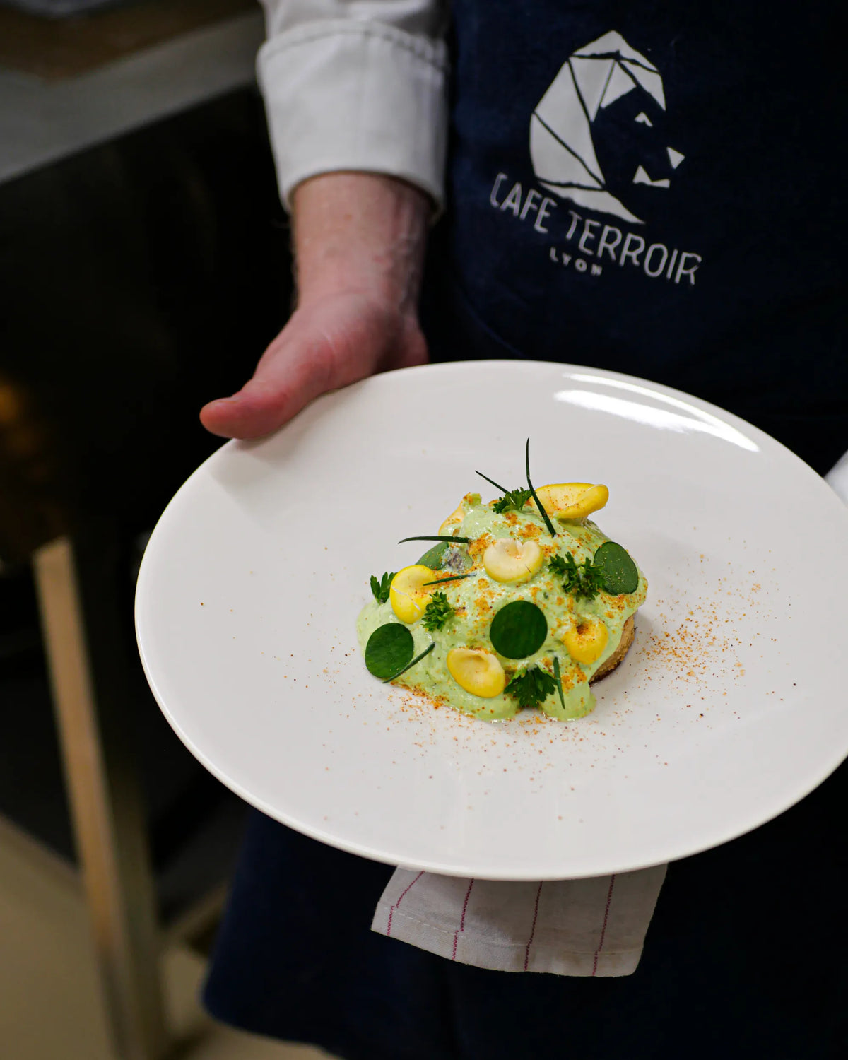 Revol MADELEINE DESSERT PLATE 21,5CM Alabaster white SKU: '660548