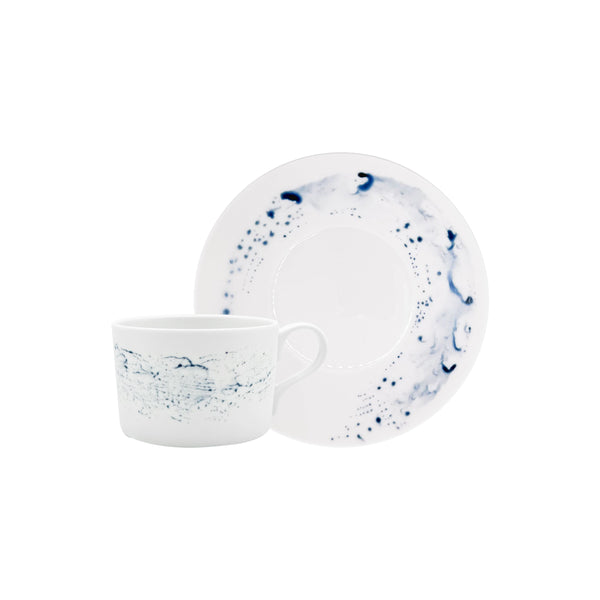 JL Coquet  BLUE IMPRESSION - Tasse th? &amp; soucoupe 5.41 OZ SKU: CYL3024BIMPBLNC000