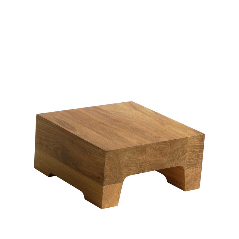 Craster Small Oak Patisserie Riser SKU: BO_BBOS – Hospitality Provisions