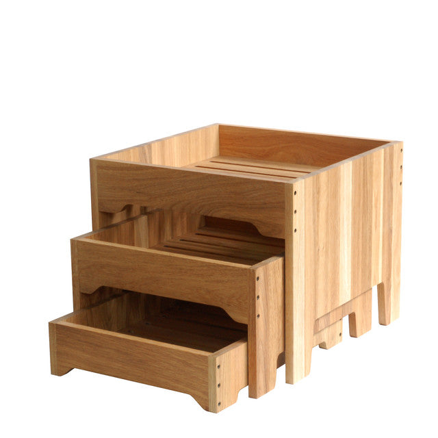 Rustic Regular Oak Three-Tier Stand