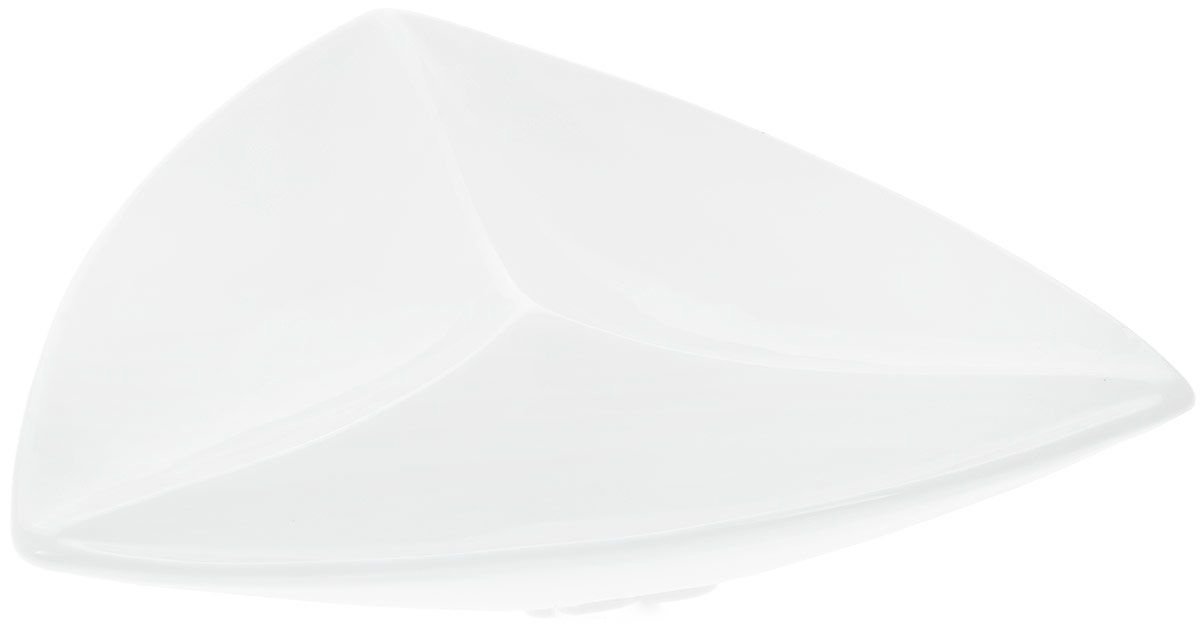 Wilmax Fine Porcelain Divided Triangular Dish 9.5" | 24 Cm SKU: WL-992585/A