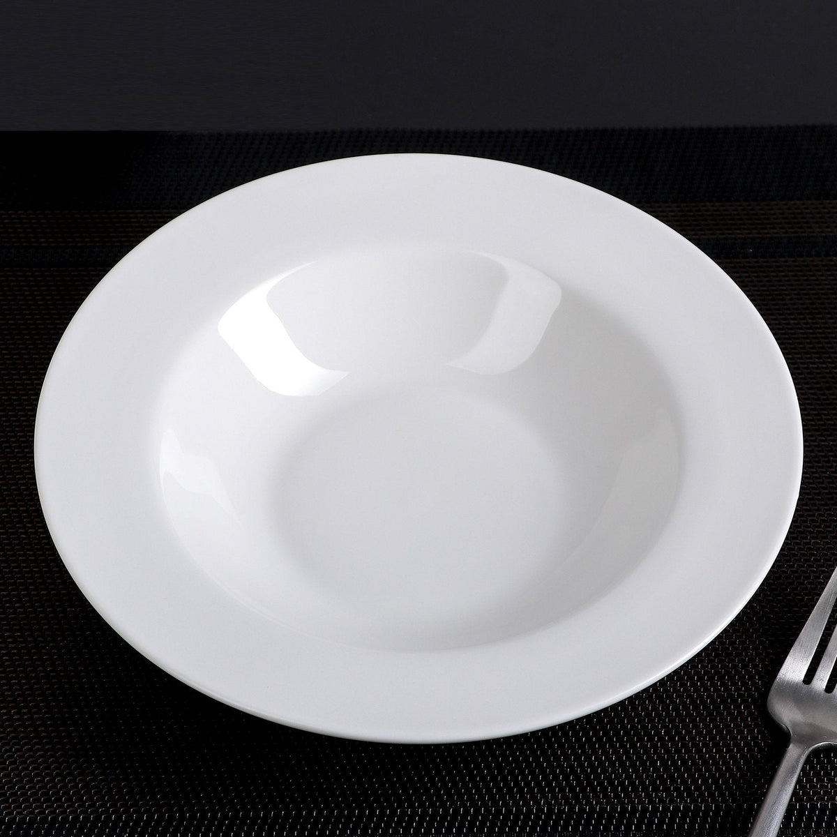 Wilmax Fine Porcelain Professional Deep Plate 8" |  20.5 Cm 8 Fl Oz | 250 Ml SKU: WL-991252/A