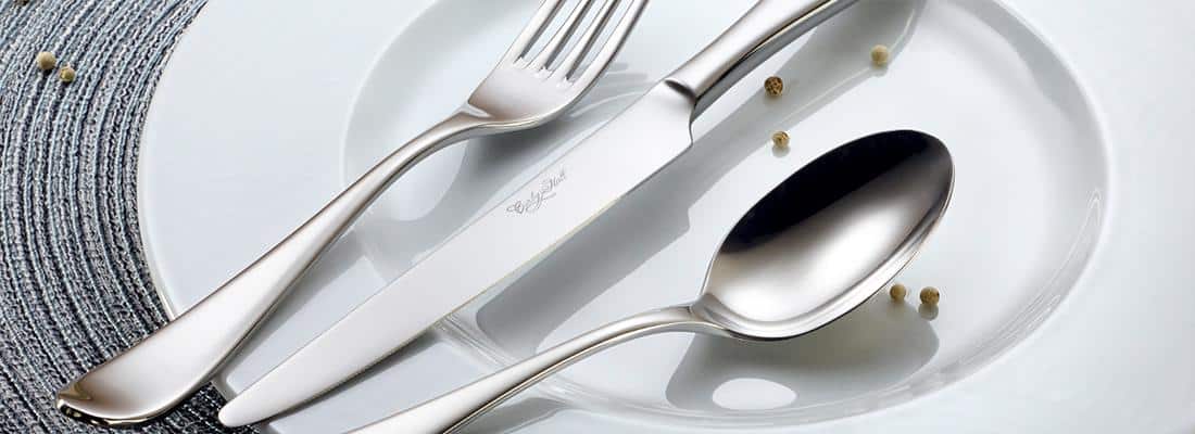 Corby Hall Troon Fish Fork | Mirror Finish: 3528